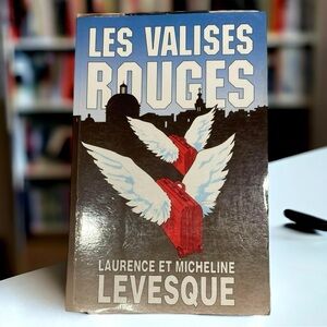 Les valises rouges
